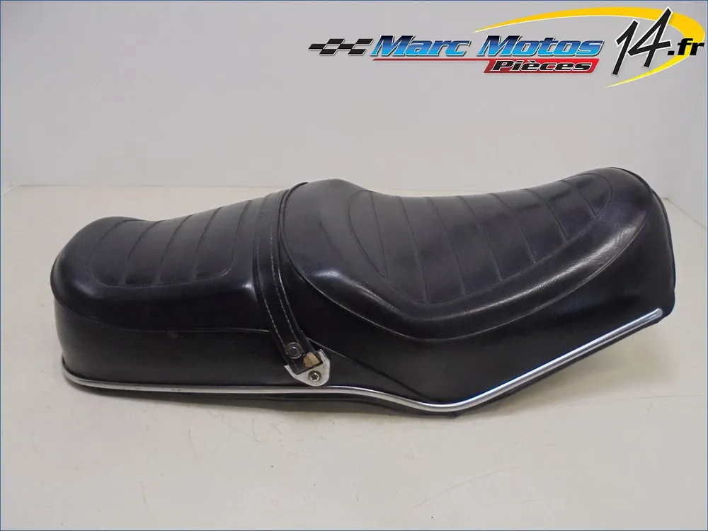 SELLE BIPLACE HONDA 125 CMT 1981 Expédié Aujourd'hui