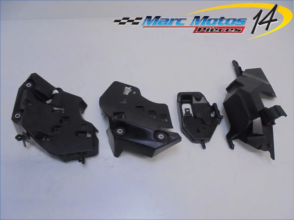 Acheter Direct PLASTIQUES ET CAOUTCHOUCS DIVERS YAMAHA MT09 TRACER 2016