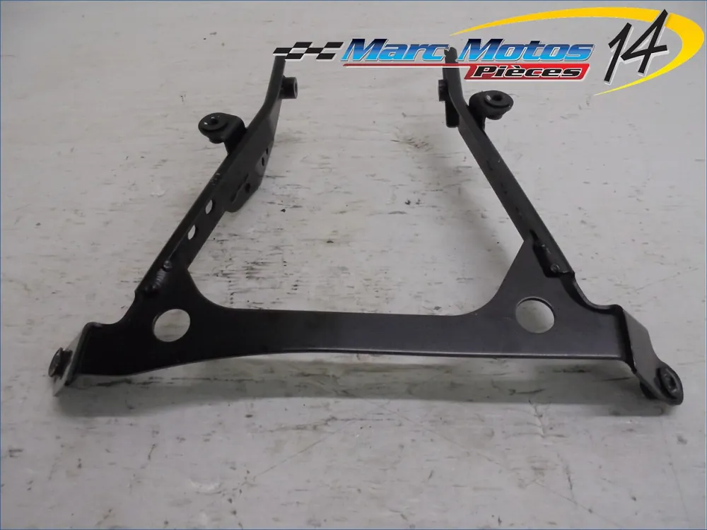 SUPPORT DE CARENAGE KAWASAKI 1400 ZZR PERFORMANCE SPORT 2016 Affaire À Saisir