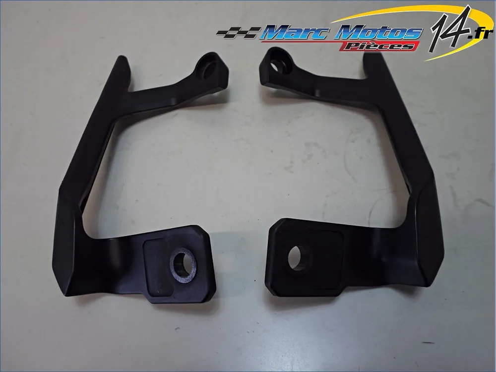 Satisfait Ou Remboursé POIGNEE PASSAGER YAMAHA MT09 TRACER 2015