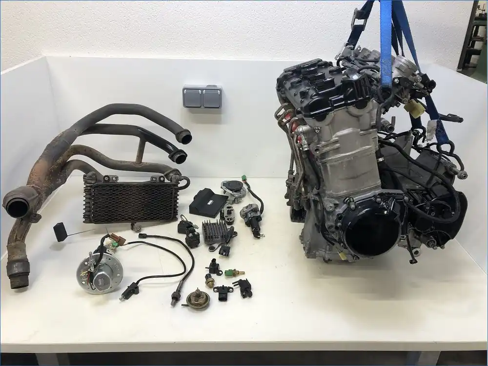 Certifié MECANIQUE COMPLETE SUZUKI 1300 GSXR HAYABUSA 2003