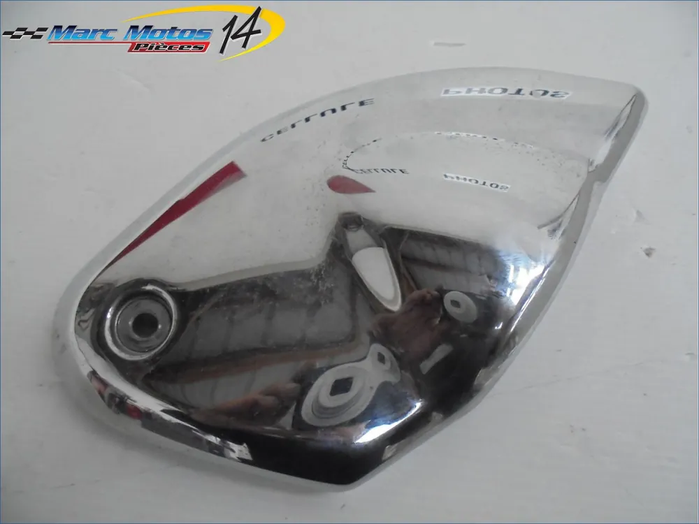 HABILLAGE DE BOITE A AIR DROIT SUZUKI 600 BANDIT S 1999 Seulement Aujourd'hui