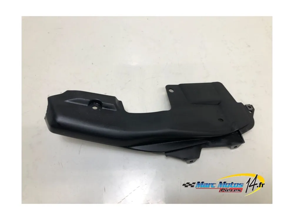 Petit Prix HABILLAGE DE CADRE GAUCHE YAMAHA MT09 2013