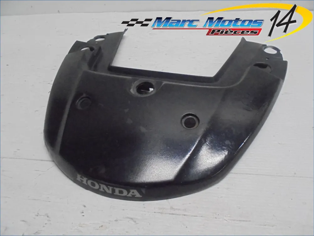 JONCTION ARRIERE DE CACHES LATERAUX HONDA 600 CBF N 2005 Commander Maintenant