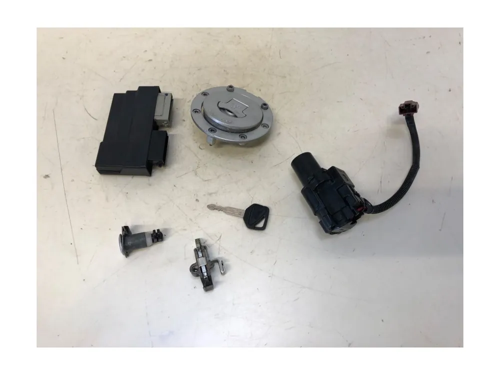 KIT SERRURES HONDA 1000 CBR R 2004 Livraison Express