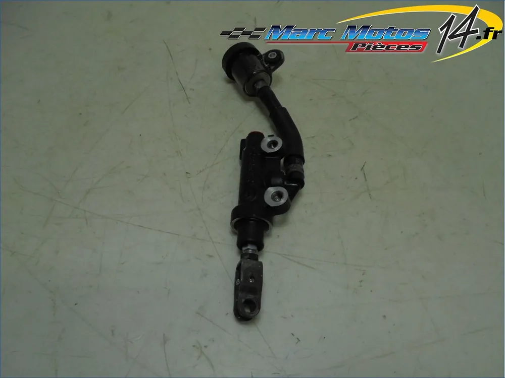 Authentique MAITRE CYLINDRE DE FREIN ARRIERE YAMAHA MT10 SP 2023