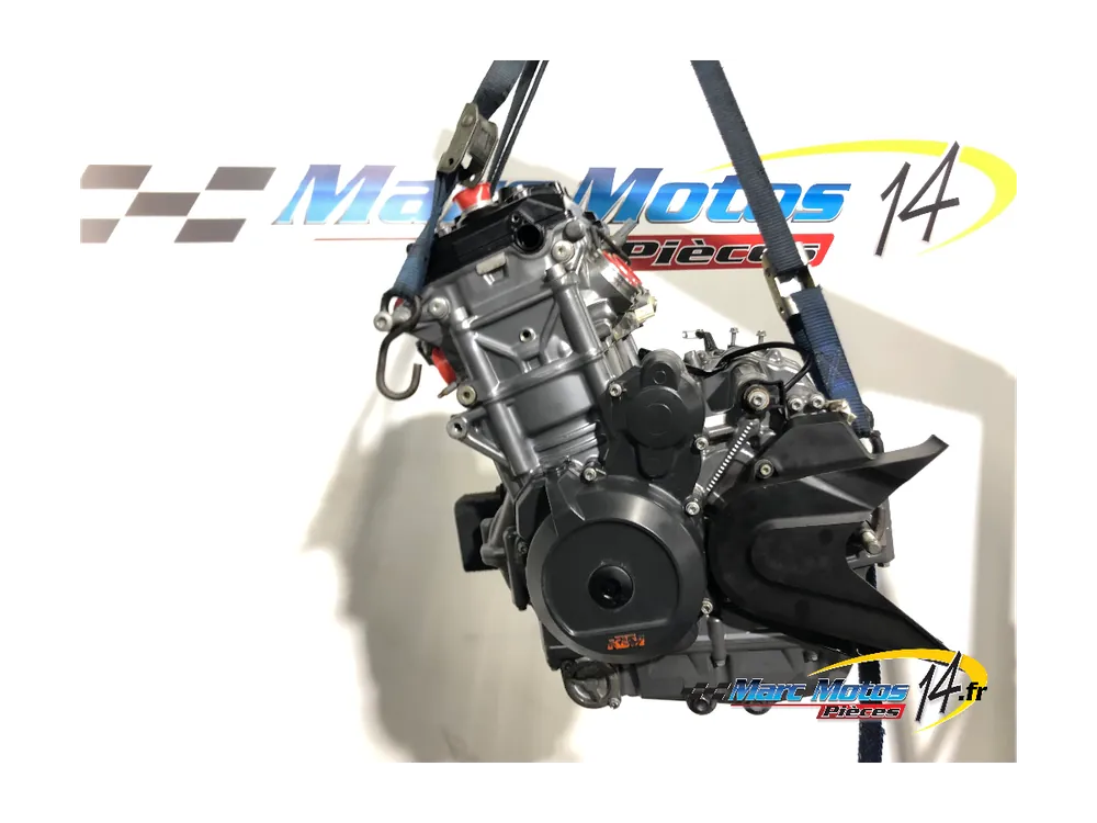 Nouveauté MOTEUR KTM 890 DUKE 2023