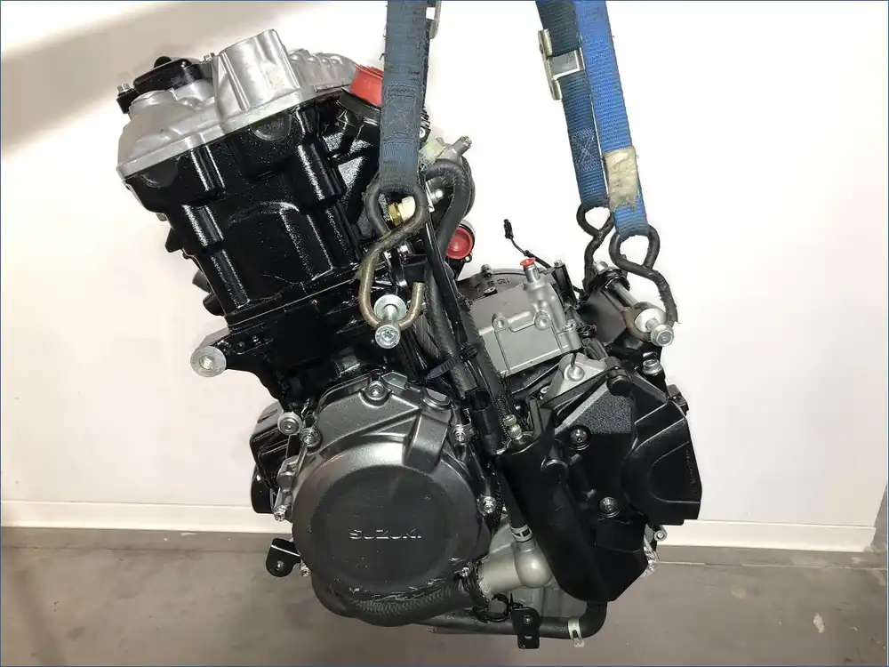 Commande En Gros MOTEUR SUZUKI 1000 GSX-S GT 2025