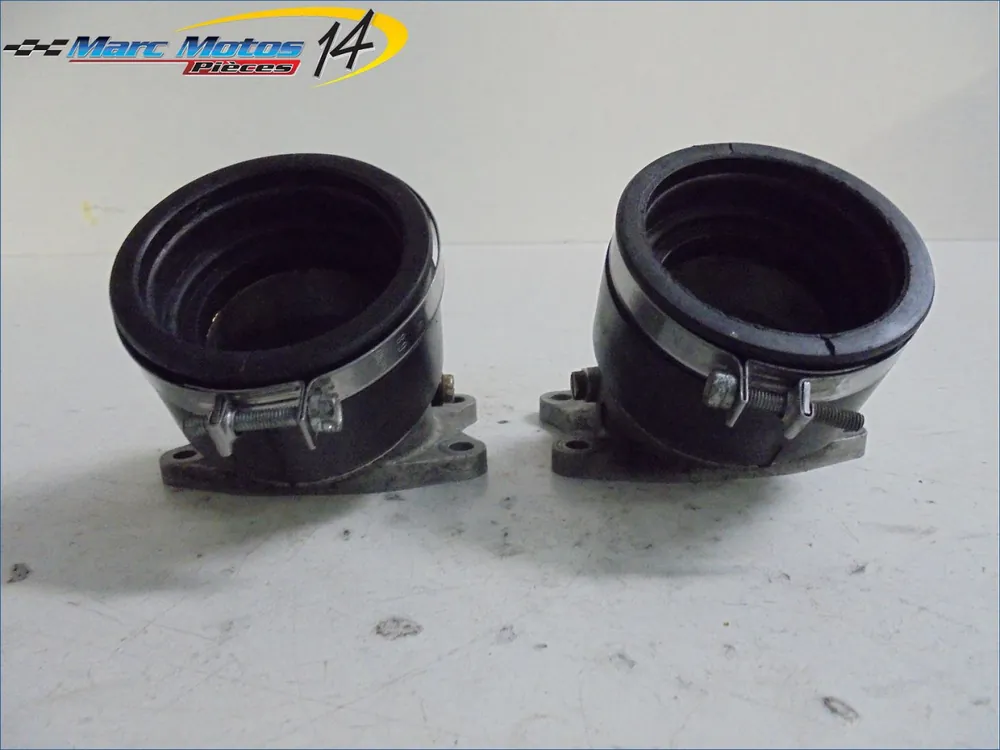 PIPE D‘ADMISSION DUCATI 748 S 2001 Dernière Chance