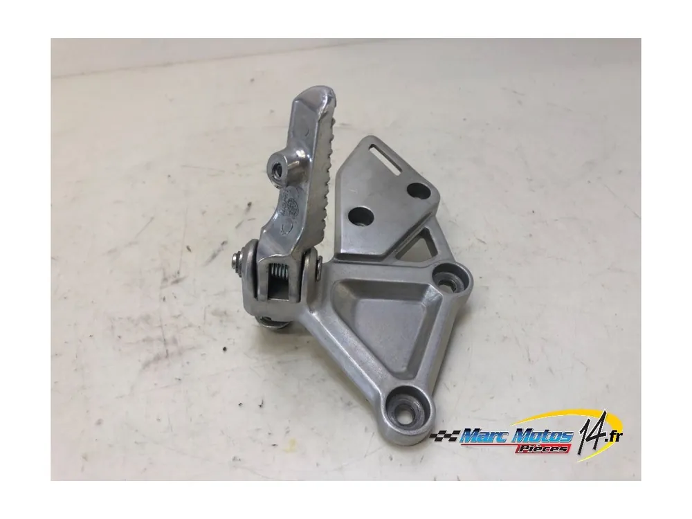 PLATINE AVANT DROITE HONDA CBR650R ABS 2021 Livraison Express