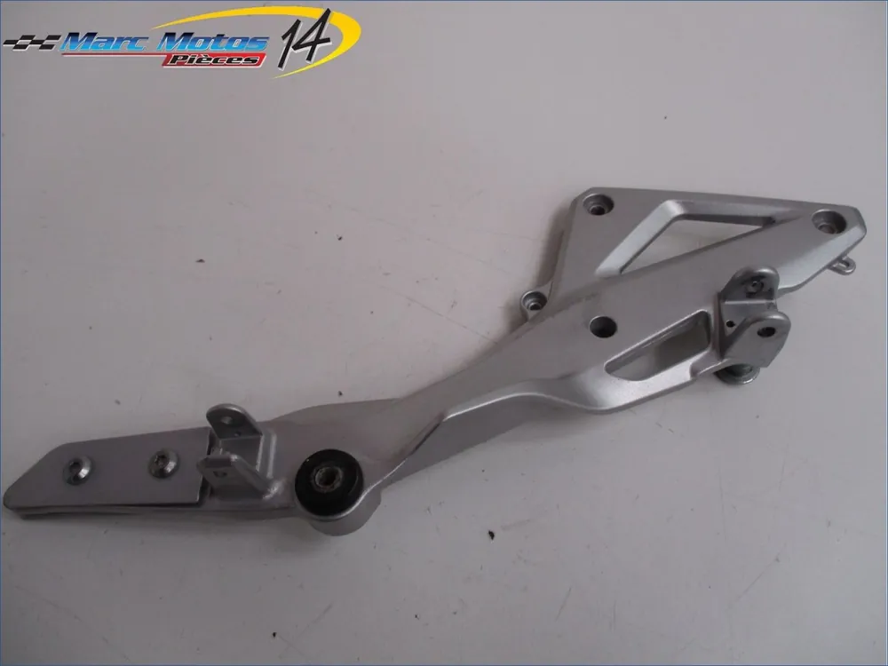 Vente Flash PLATINE MIXTE DROITE HONDA 600 HORNET ABS 2014