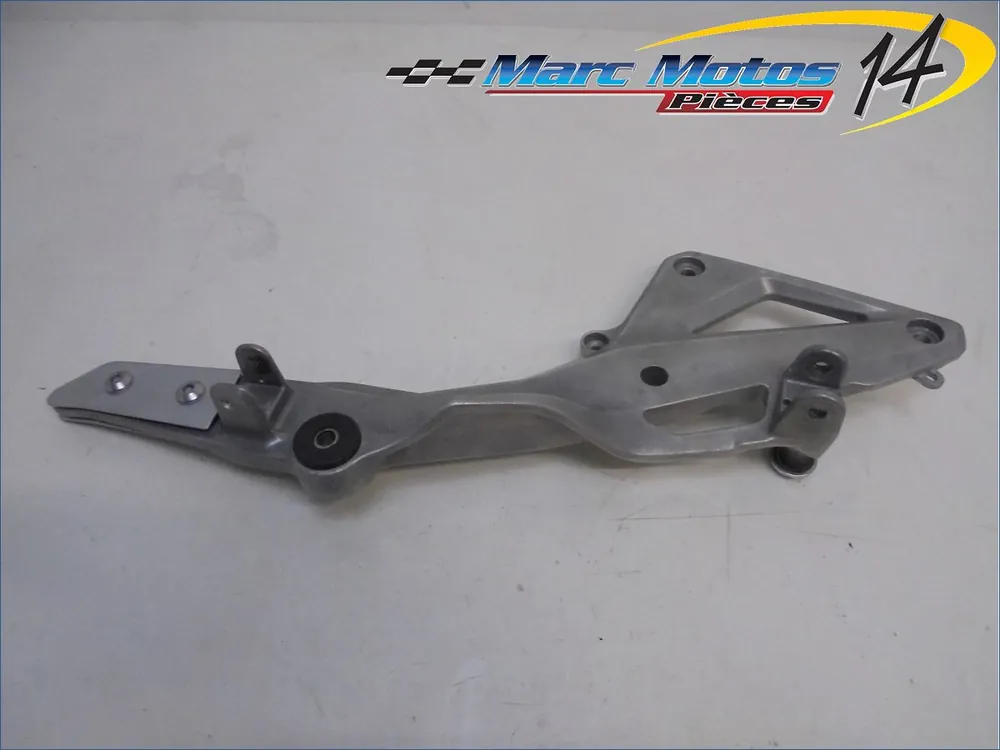 Meilleur Choix PLATINE MIXTE DROITE HONDA 600 HORNET 2011