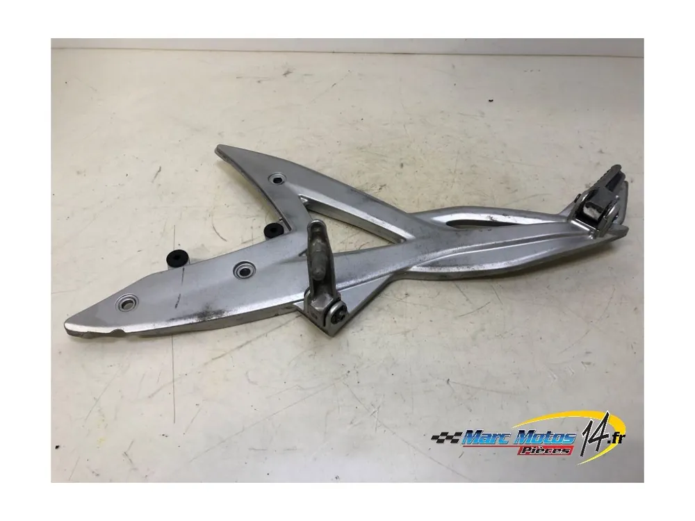 Meilleur Prix PLATINE MIXTE GAUCHE KAWASAKI ER6 F 2006
