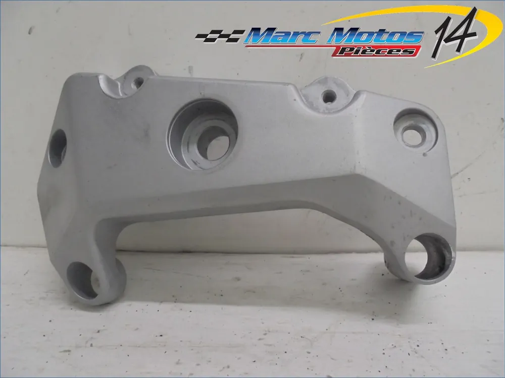 RENFORT DE CADRE GAUCHE HONDA 900 HORNET 2002 Prix Choc