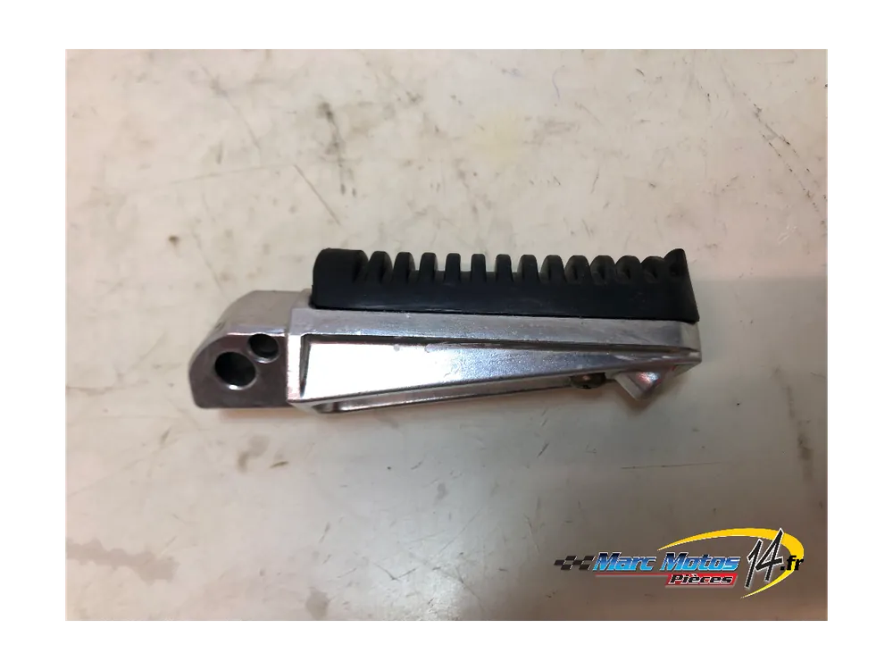 REPOSE-PIED ARRIERE DROIT YAMAHA 1300 FJR ABS 2020 Prix Bas
