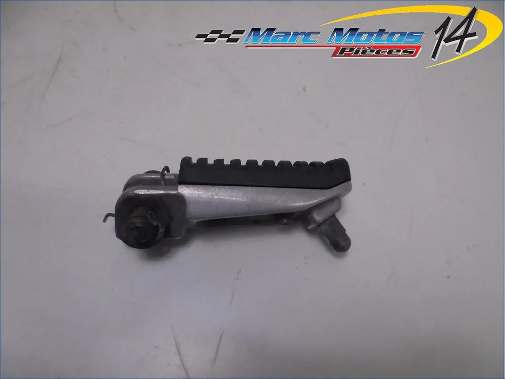 REPOSE-PIED AVANT DROIT KAWASAKI ZR7 S 2002 Satisfait Ou Remboursé