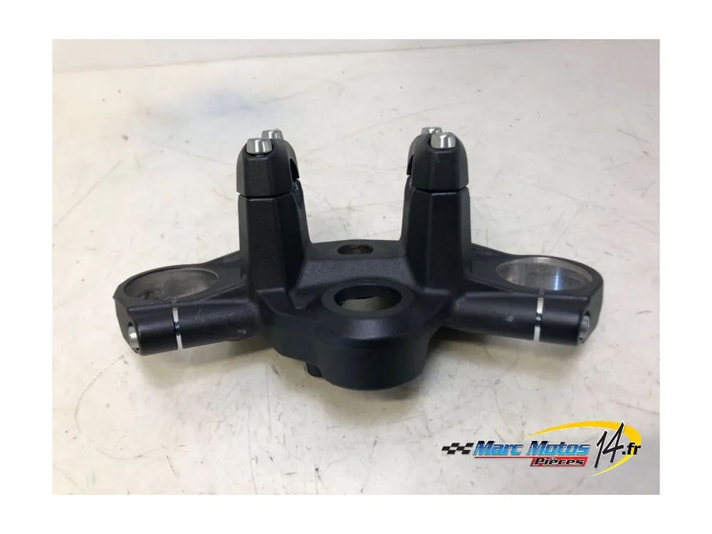 Prix Cassé TE DE FOURCHE SUPERIEUR SUZUKI 800 GSX-8S A2 2023