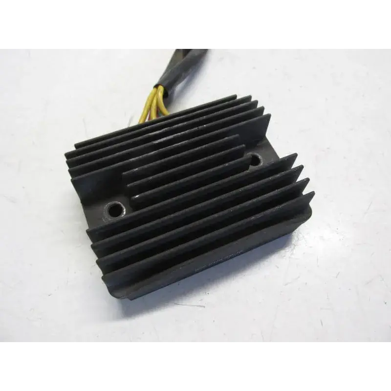 Regulateur charge batterie GILERA NEXUS 125 2009-2010 IE EURO3 Acheter Direct