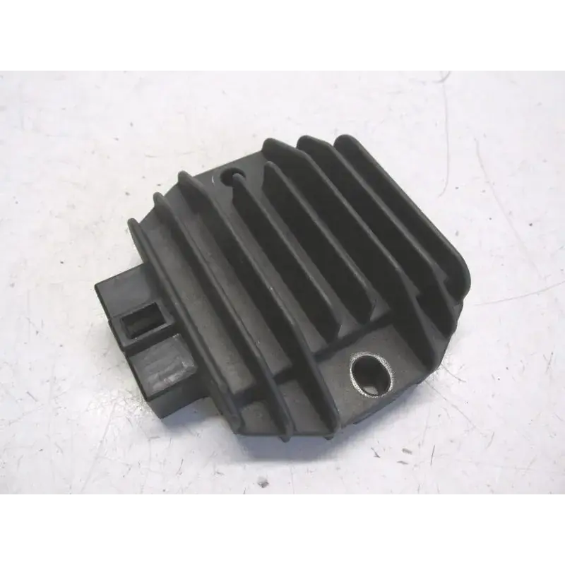 Nouvel Arrivage Regulateur charge batterie DERBI TERRA 125 2007-2009 4T EU3