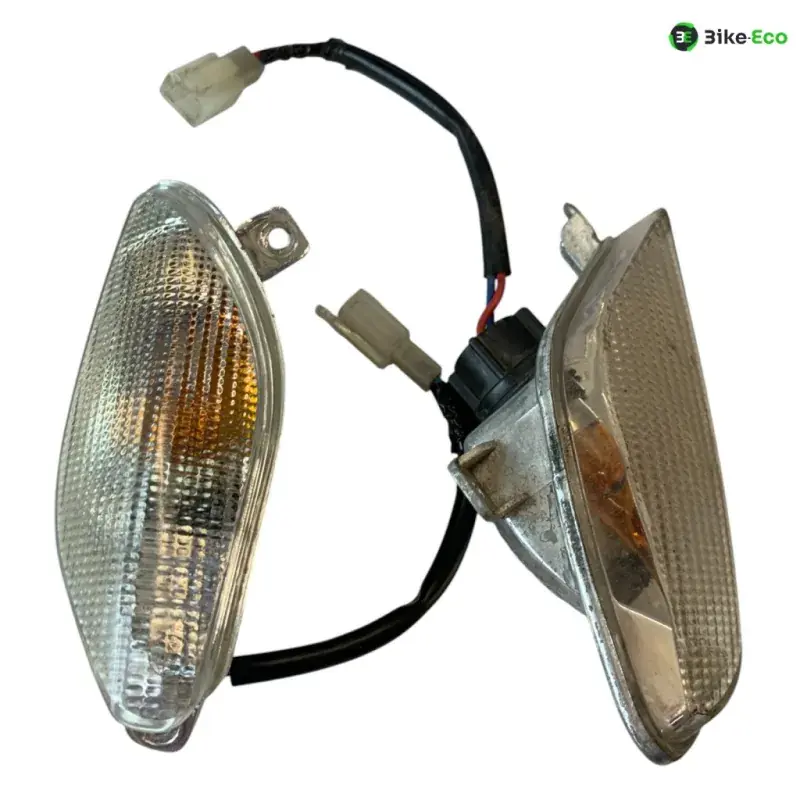 Offre Spéciale Clignotants avant APRILIA SR 50 2012-2014 MOTARD 2T