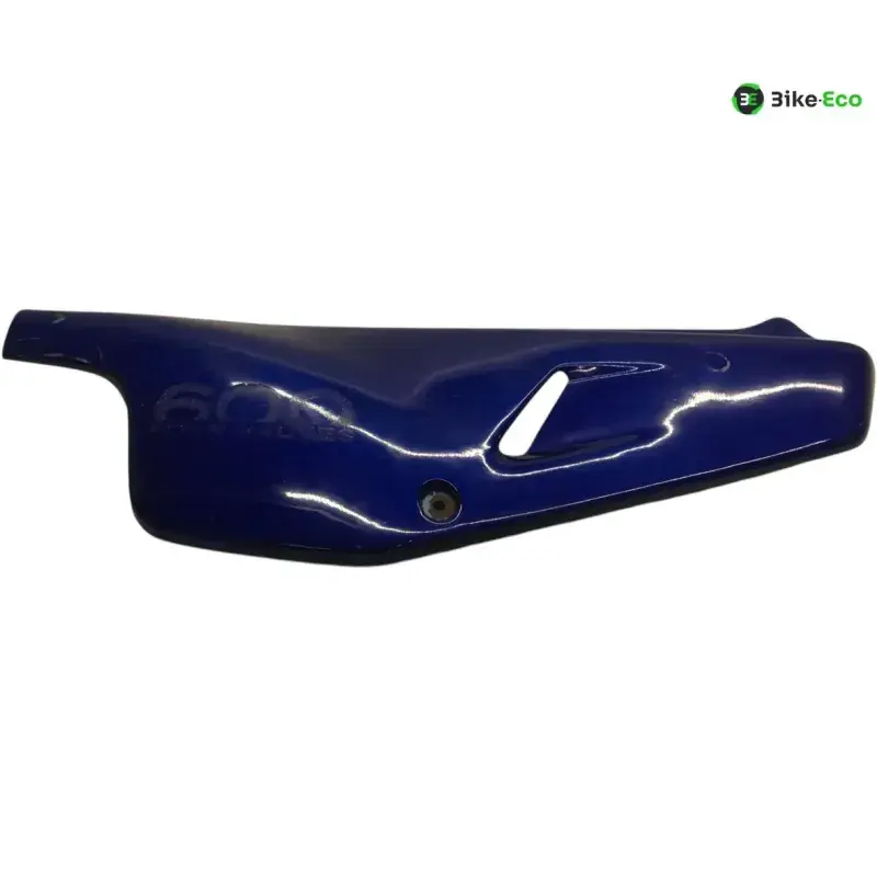 Cache carenage sous selle droit APRILIA PEGASO 600 1990-1991 Expédition Rapide