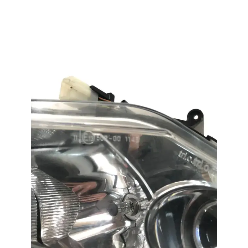 Prix Réduit Optique avant gauche (feux)(phare) PEUGEOT SATELIS 125 2006-2008