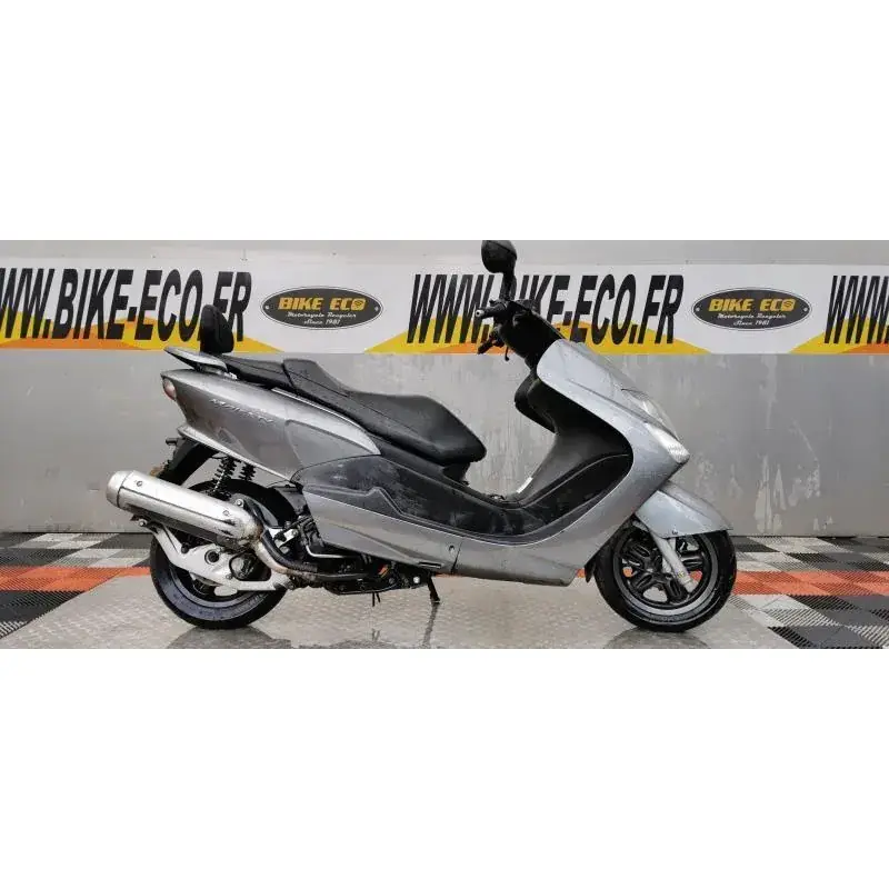 YAMAHA MAJESTY 125 YP Produit De Marque