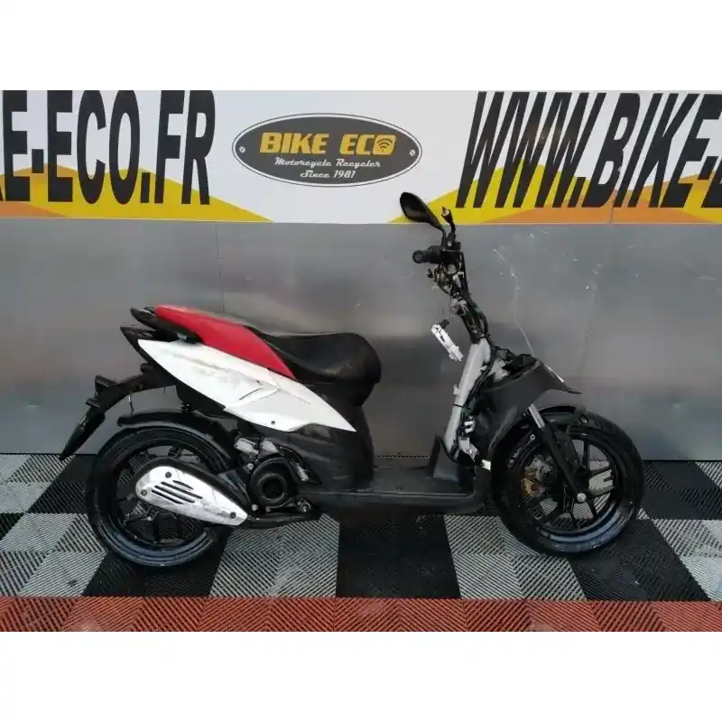 APRILIA SR 50 MT Jusqu'à Épuisement Des Stocks