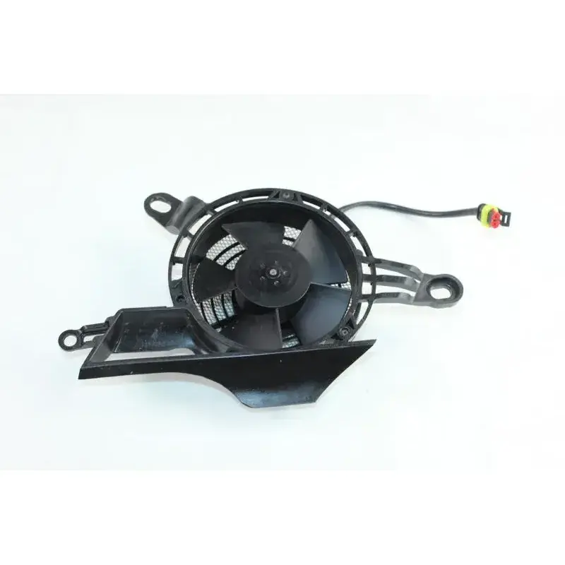 Ventilateur gauche DUCATI DIAVEL 1200 ABS 2012 - 2013 Promotion Saisonnière
