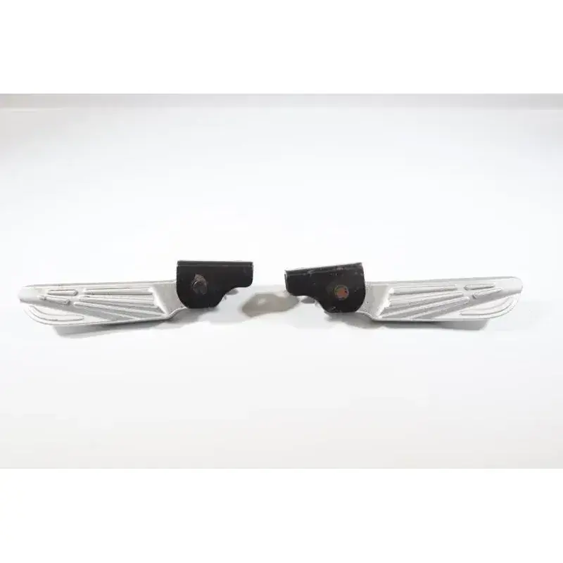 Repose pieds arriere droit SYM FIDDLE III 125 2014 - 2016 Solde