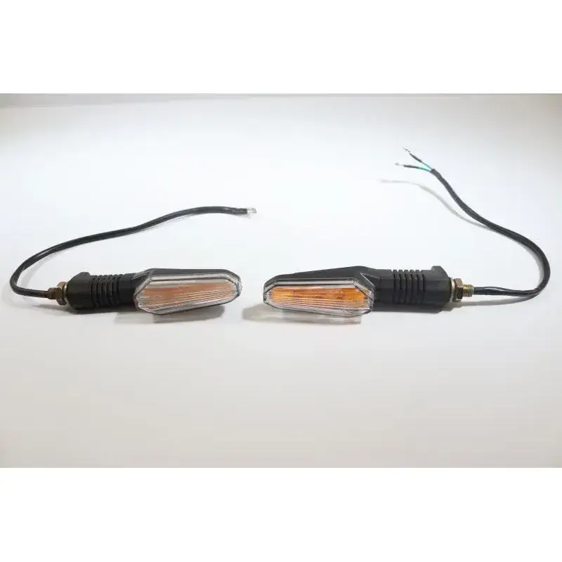 Petit Prix Clignotants arriere YAMASAKI QT 50 2019 - 2020