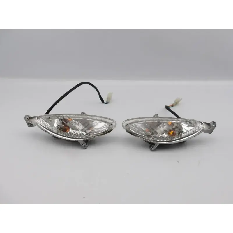 Nouvel Arrivage Clignotants avant PEUGEOT V CLIC 50 2007 - 2013