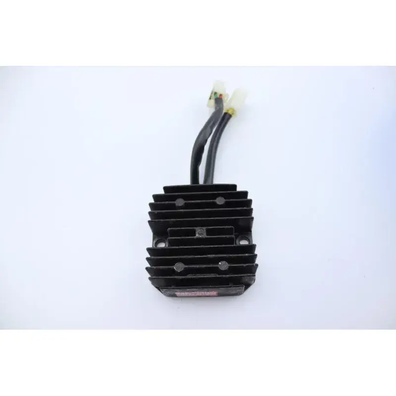Regulateur charge batterie KYMCO GRAND DINK 125 2008 - 2011 Solde