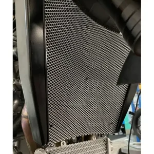 Grille de protection de radiateur d‘eau Honda CBR 1000 RR-R / SP CMS Motostore Bon Plan